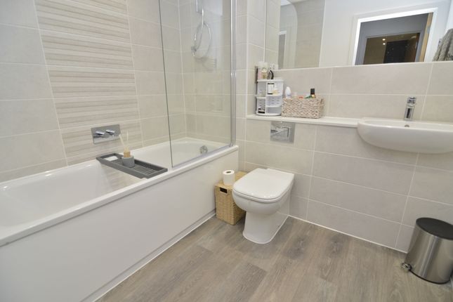 Flat for sale in Orchard Court, Holmhill Drive, Felixstowe