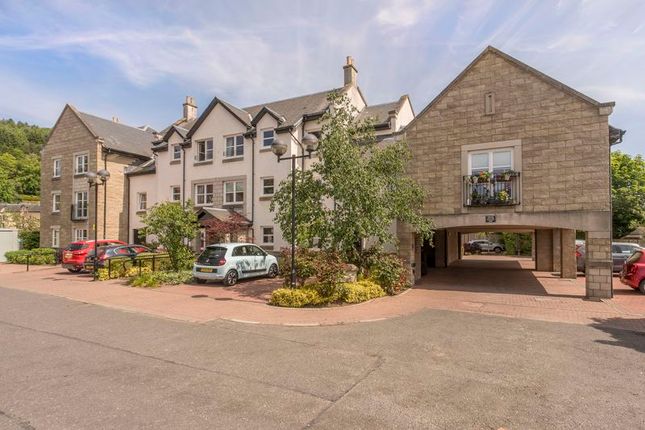 Thumbnail Property for sale in 10, Venlaw View, Peebles