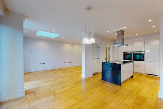 Adelaide Road, London photo 2