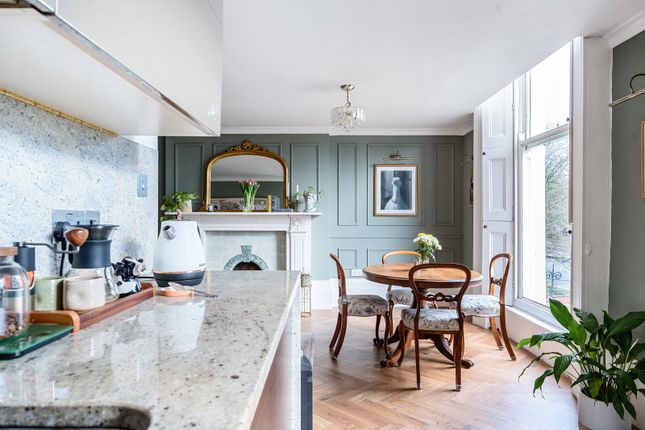 Flat for sale in Queens Road, Cheltenham, Gloucestershire