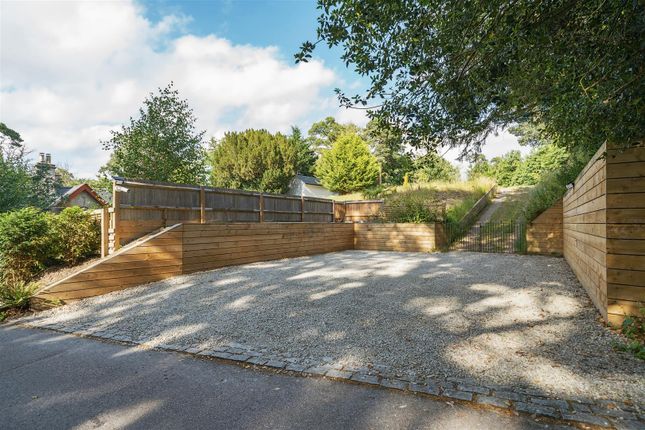 The Lodge, Millgate Park, Bearsted photo 4