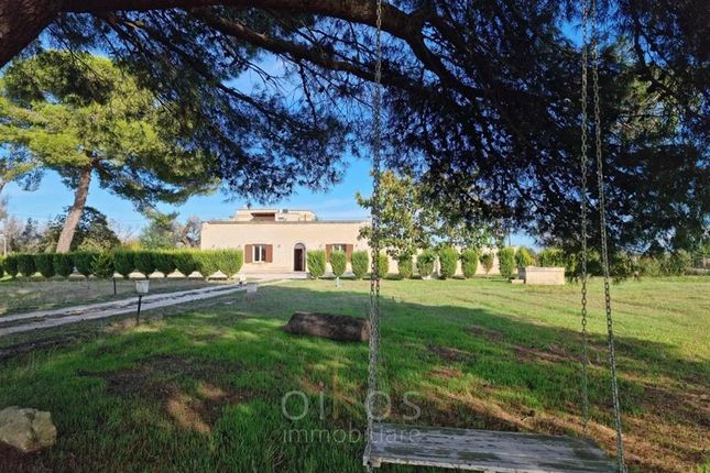 Villa for sale in Francavilla Fontana, Puglia, 72021, Italy