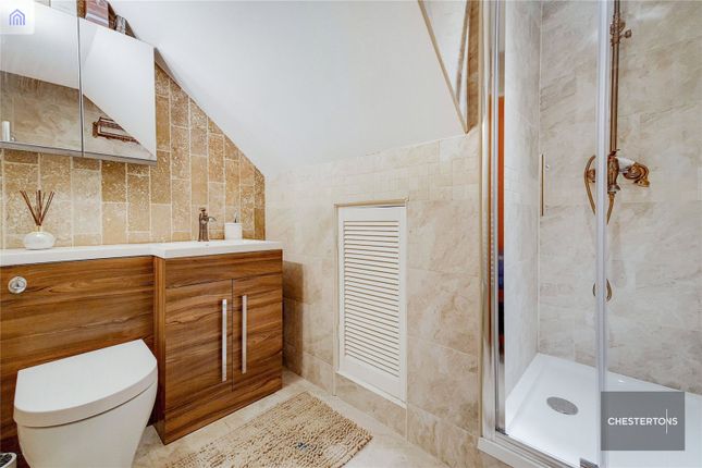 Flat for sale in Ellesmere Road, Chiswick