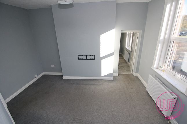 8 Dacre Street, South Shields photo 3