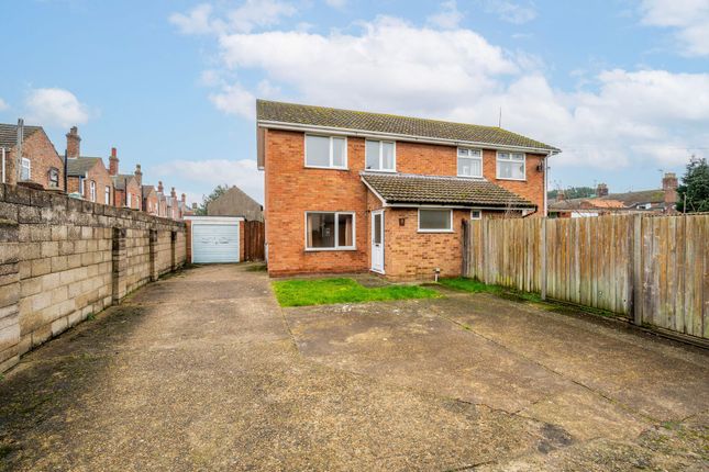 3-bed semi-detached on 9 Cobden Terrace Northgate Street, Great Yarmouth, £170,000