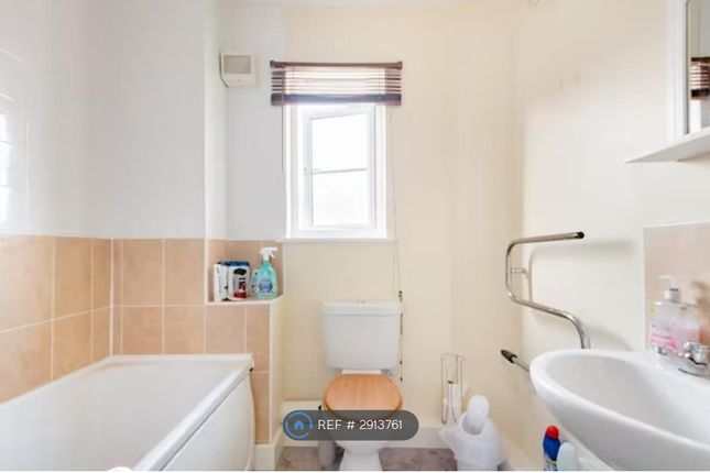 A Raynald Road, Sheffield photo 5