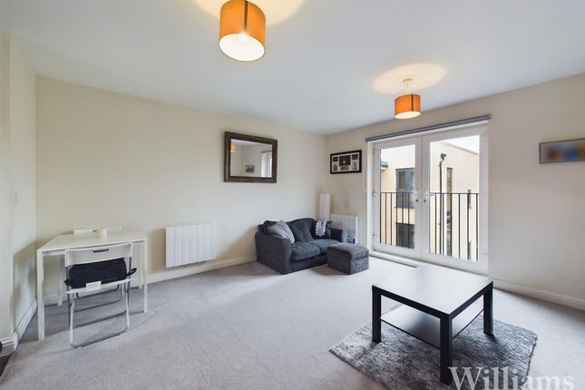 5 Elsom Path, Aylesbury photo 4