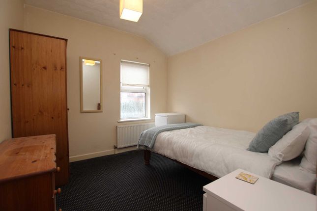 Room to rent in West Hill, Reading