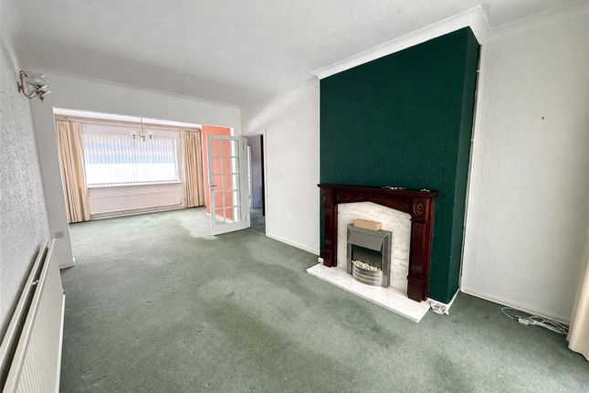 12, Venables Close, Swansea photo 2