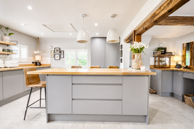 Howlett Cottage, Howlett End, Saffron Walden photo 3