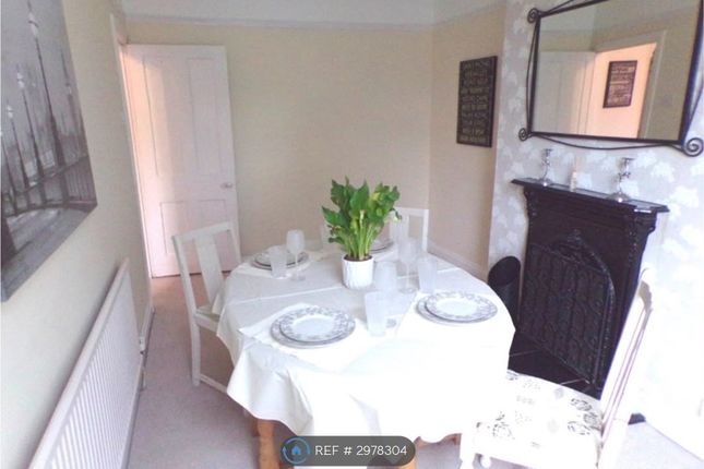 Pinewood Road, Eaglescliffe, Stockton-On-Tees photo 2