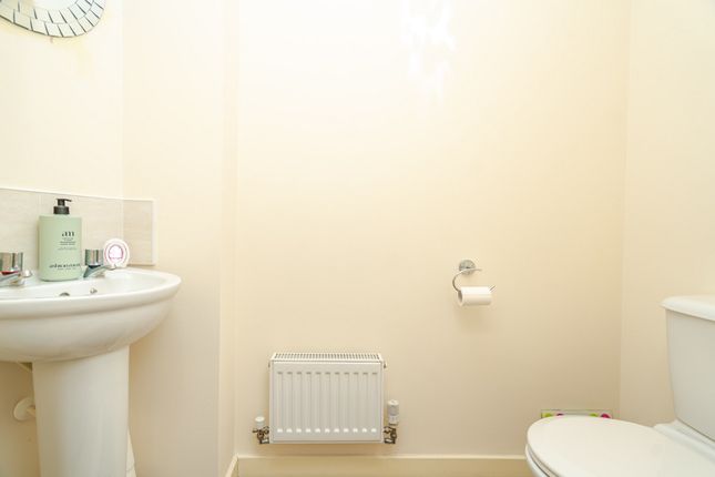 8, Arran Way, Milton Keynes photo 4