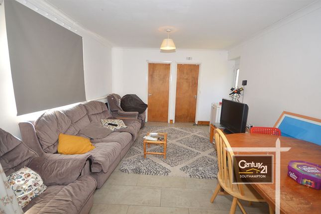Mayfield Road, SOUTHAMPTON photo 2