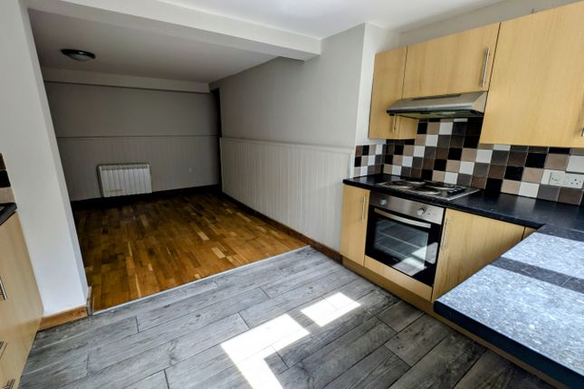 45a Fore Street, Hayle photo 2