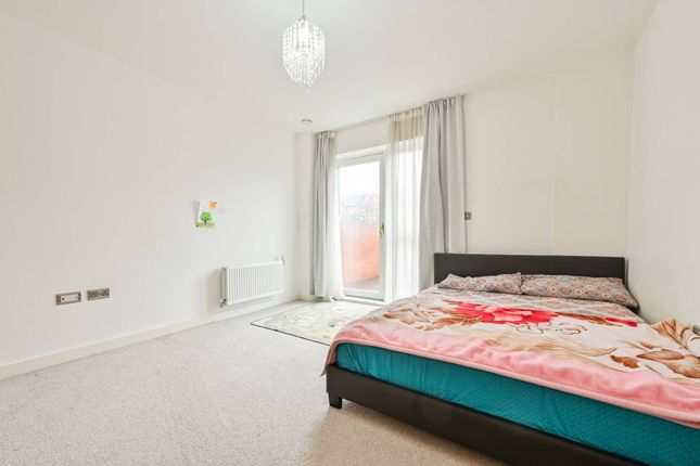 Maisonette for sale in Ruby Mews, Wood Green, London