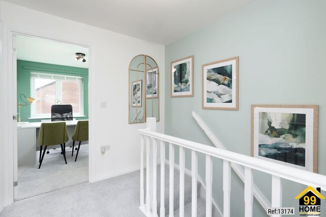 Flat for sale in 28 Woodlark Drive, Finningley, Doncaster