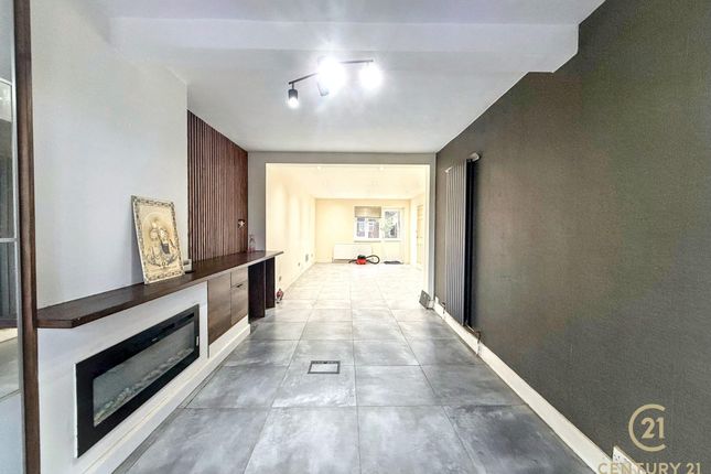 54, The Crossways, HOUNSLOW photo 4