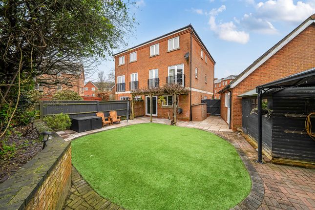 4-bed house on 19, Boundary Walk, Fareham, £475,000
