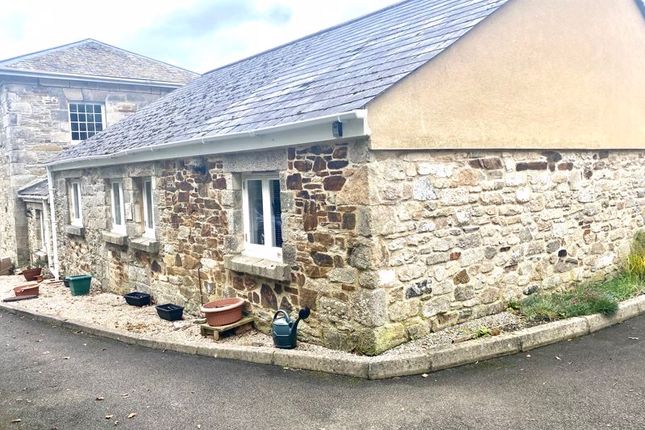 Bungalow to rent in Retreat Court, St. Columb