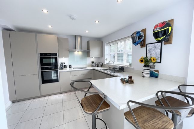 10, Georges Grove, Preston photo 4