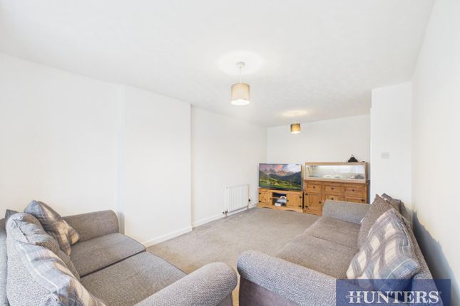 6, Pinfold Close, Bridlington photo 3
