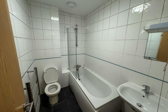 Flat A, 50a Poole Road, Westbourne, Bournemouth photo 3