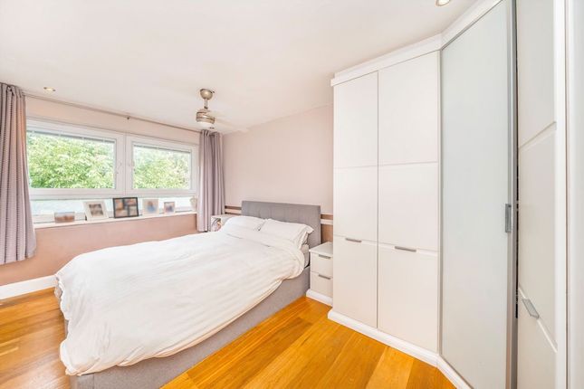 Flat 11, Falconry Court, 7, Fairfield South, Kingston Upon Thames photo 4