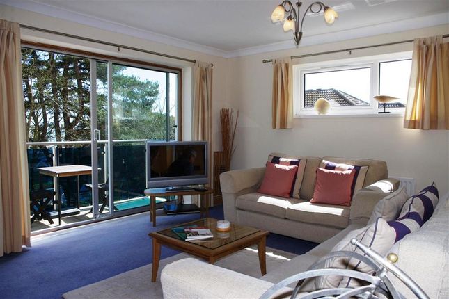 2 Bedroom Flats To Let In Meriden Close Canford Cliffs Poole