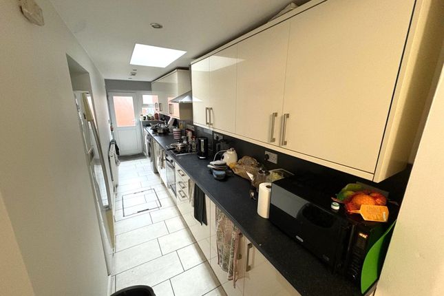 36 Marlborough Road, Swansea photo 2