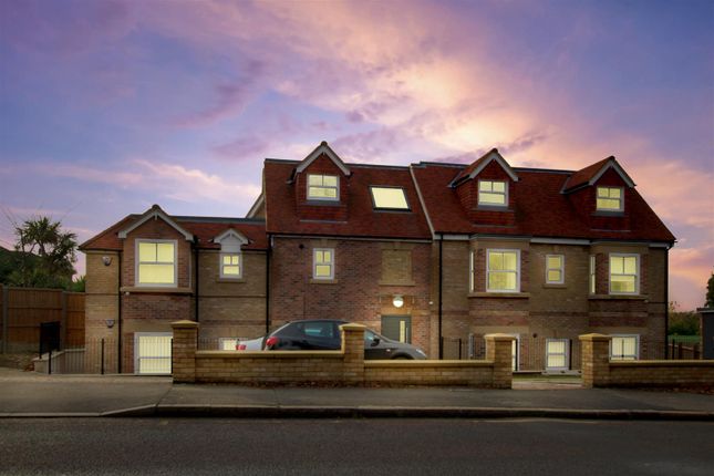 3, The Croft, 191 Whitehall Road, Woodford Green photo 3