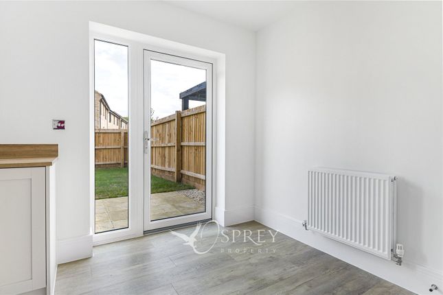 23, Cotton Close, Peterborough photo 4