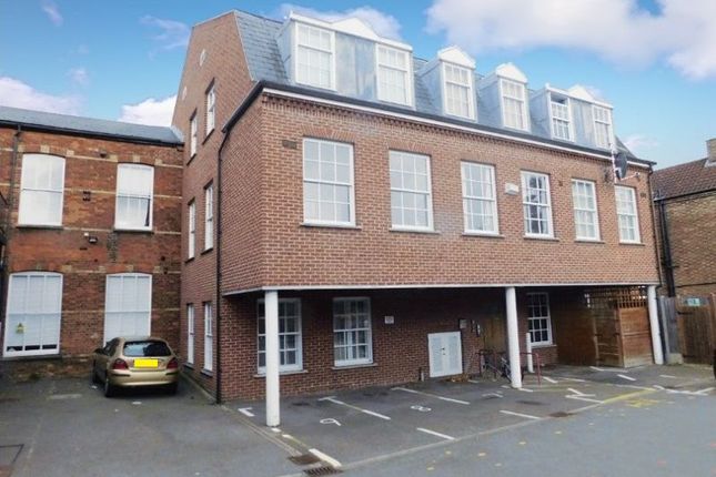 Flat for sale in The Crescent, Bedford