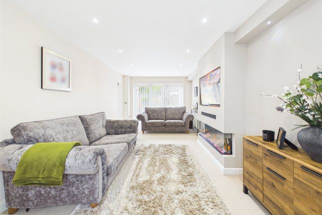 3, Hayward Avenue, Weston-super-Mare photo 4