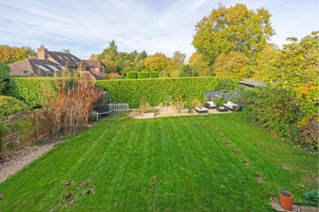 80, Dornden Drive, Tunbridge Wells photo 2