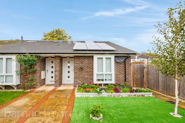 2-bed house on 37b, Southwood Close, Worcester Park, £525,000
