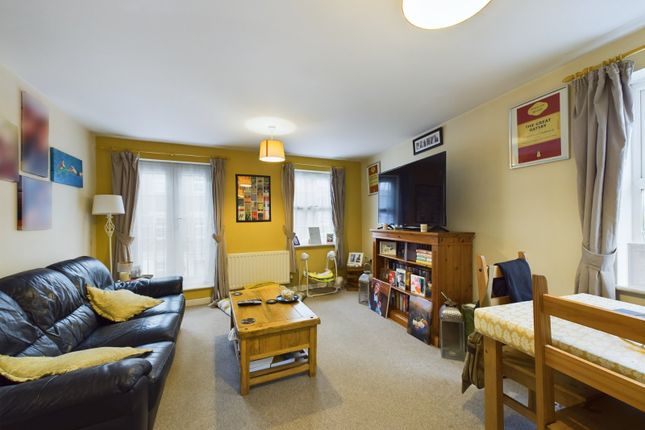 Flat for sale in Watermint Drive, Tuffley, Gloucester, Gloucestershire