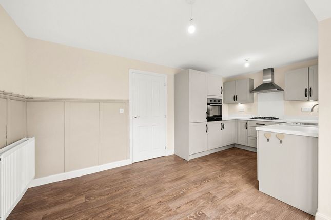 10, Saltersway Lane, Whaley Bridge photo 4