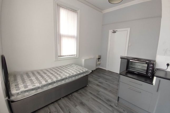 1, Springholme Terrace, Stockton-On-Tees photo 2