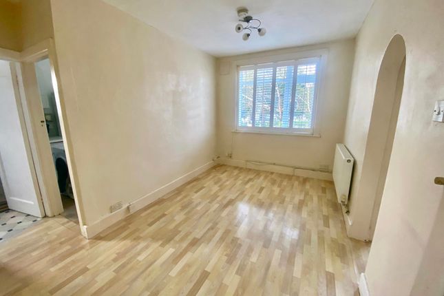 Flat to rent in Wimborne Road, Winton, Bournemouth