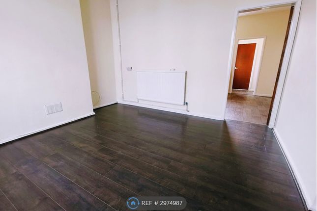 Oakley St, Newport photo 3