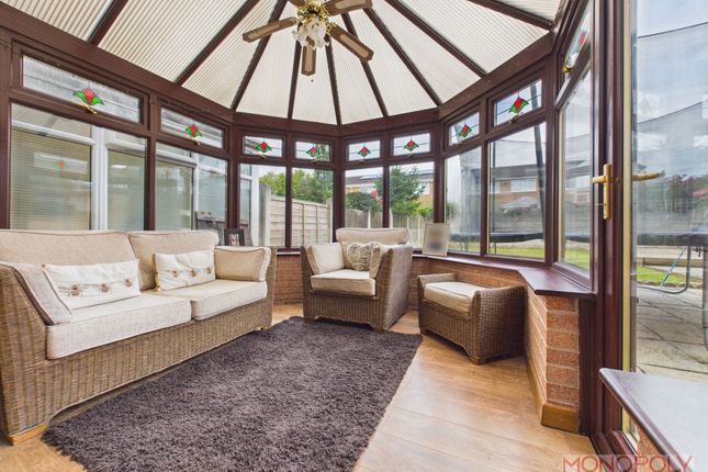 2 Plas Tirion, Wrexham photo 4