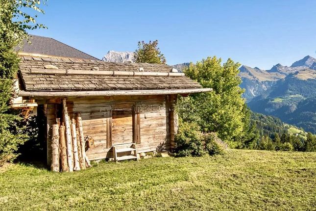 Chalet for sale in Manigod, Annecy / Aix Les Bains, French Alps / Lakes