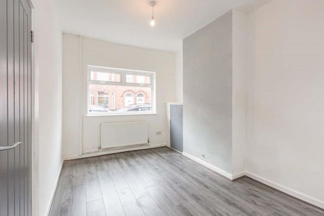 21 Victoria Road, Northwich photo 3