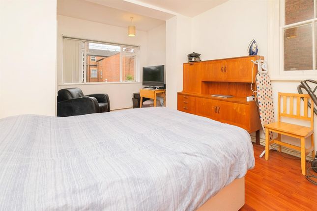 Flat for sale in Princes Road, Toxteth, Liverpool