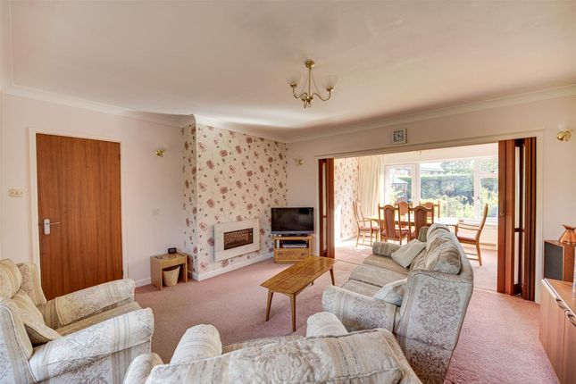 6 St. Peters Rise, Sandbach photo 4