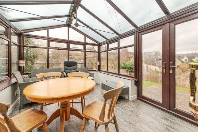 6, Wood Farm Lane, Holmfirth photo 3
