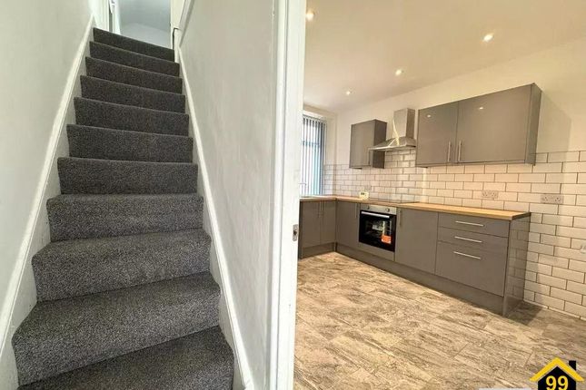 12, Washington Street, Swansea photo 4