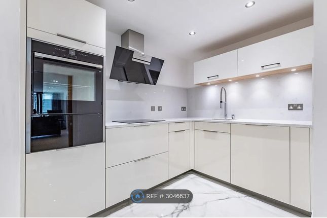Apartment, Sheldon Square, London photo 4