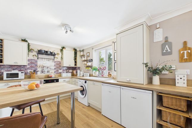 2 Aspen Place, South Shields photo 3