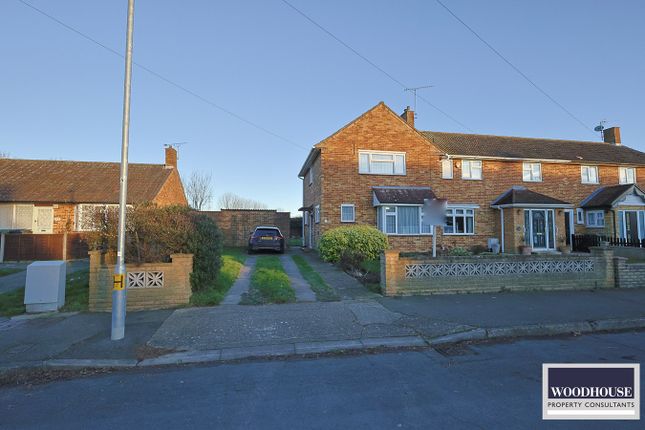 Thumbnail End terrace house for sale in Wavell Close, Cheshunt, Waltham Cross